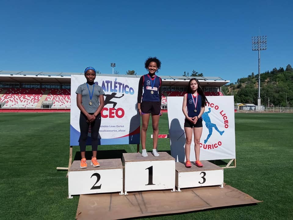 Michell Ulabarri se lució en torneo atlético desarrollado en el Estadio La Granja