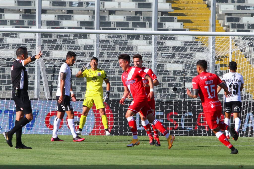 Curicó Unido logró sólida victoria en el Monumental