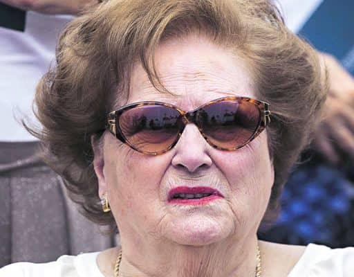Lucía Hiriart es internada en Hospital Militar de Santiago por dificultades respiratorias