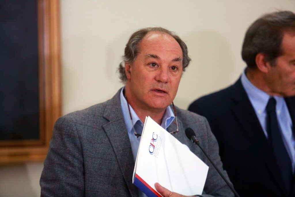 Juan Sutil: "Las personas no quieren trabajar" para no "perder los beneficios entregados"