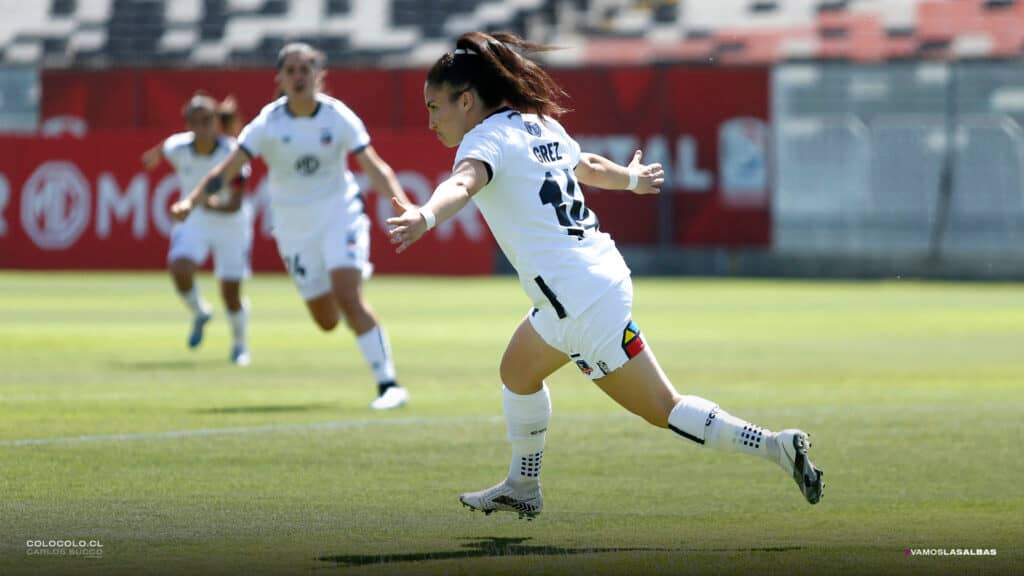 Javiera Grez anota en goleada de Colo Colo