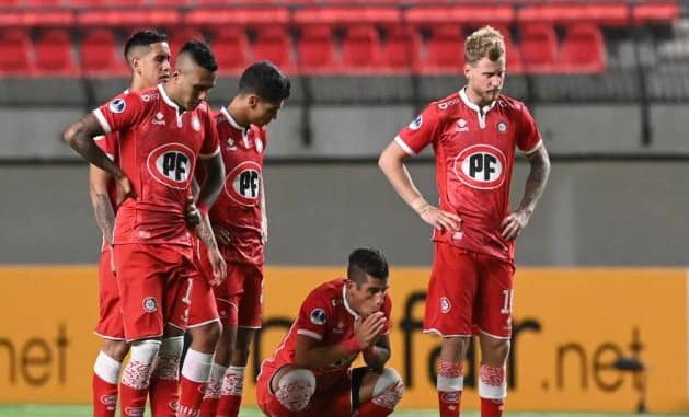 Unión La Calera confirma grave brote de COVID-19