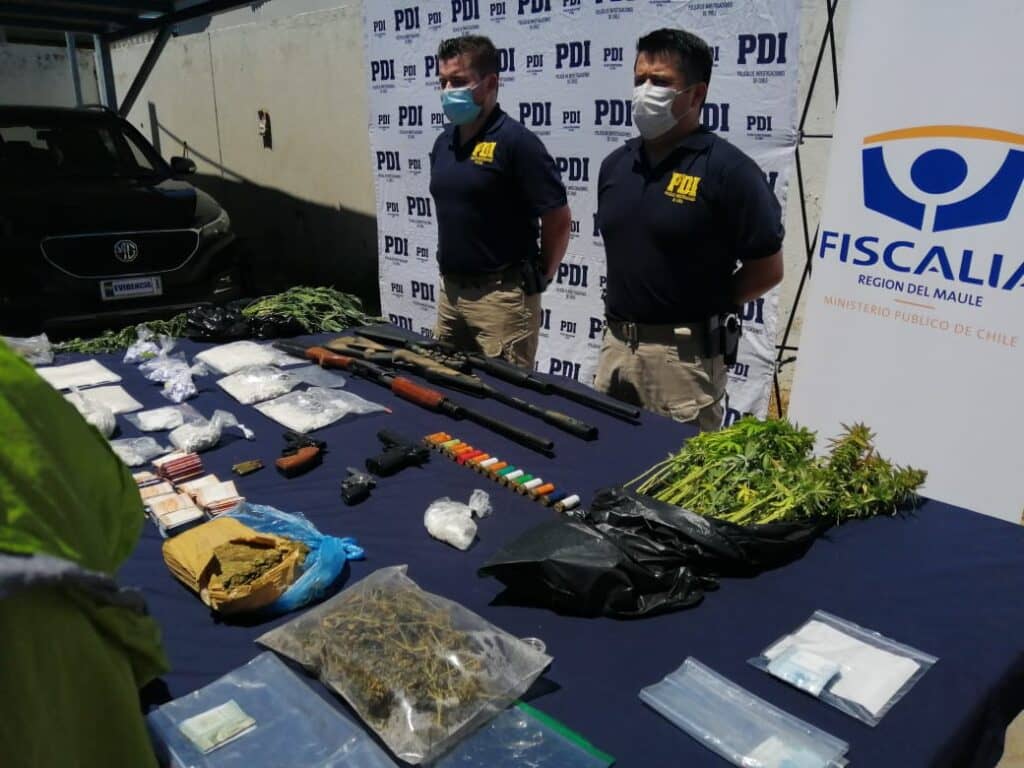 PDI detuvo en Talca a 30 personas pertenecientes a dos bandas asociadas a múltiples delitos