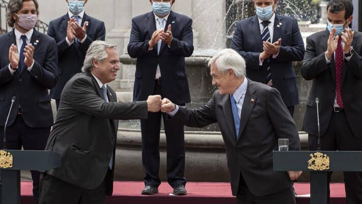 Unidad y cooperación: las señales que dieron Sebastián Piñera y Alberto Fernández en la visita del argentino