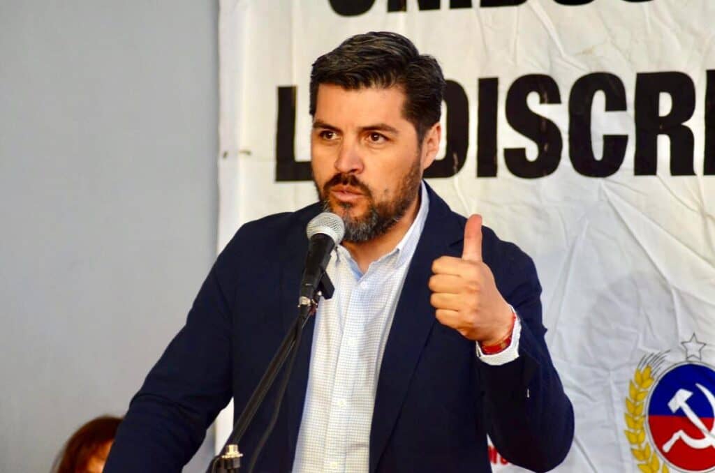 Rodrigo Sepúlveda será candidato de Unidad Constituyente a la alcaldía por Talca
