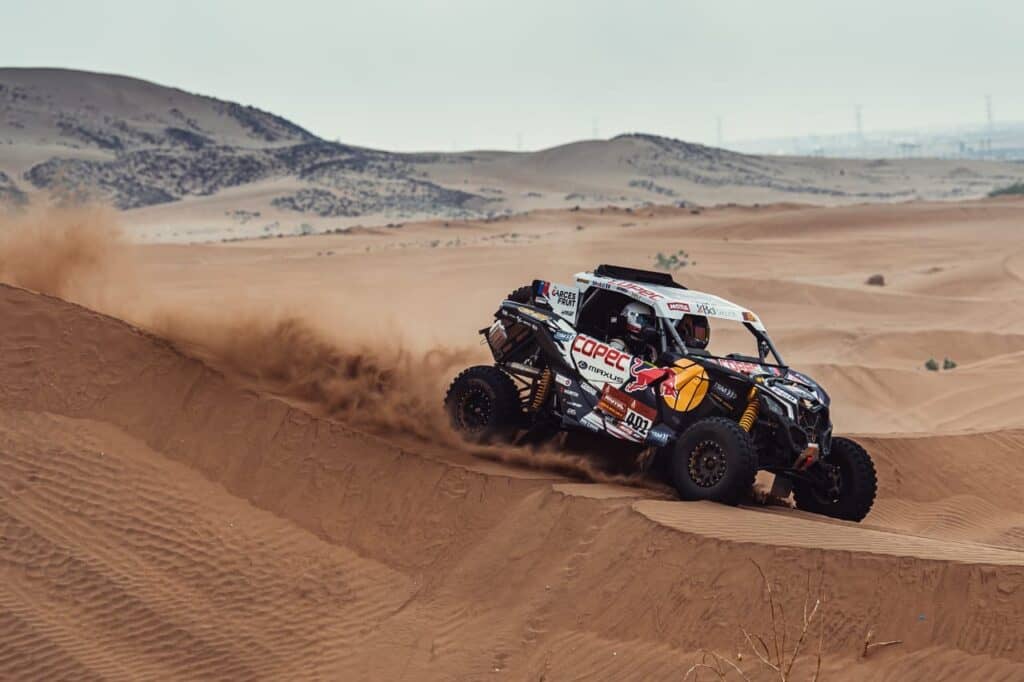 Dakar 2021: “Chaleco” López finaliza segundo en Side by Side
