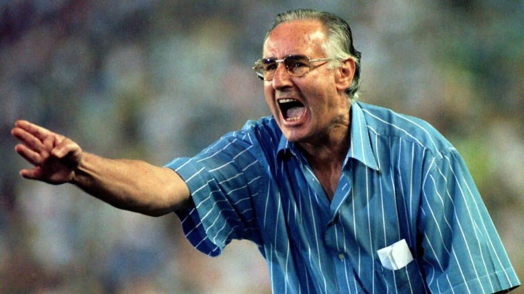 Fallece Vicente Cantatore, técnico que llevó a Cobreloa a dos finales de Libertadores