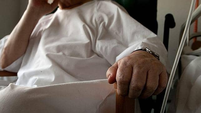 Presidente promulgó ley para que enfermos terminales retiren ahorros previsionales