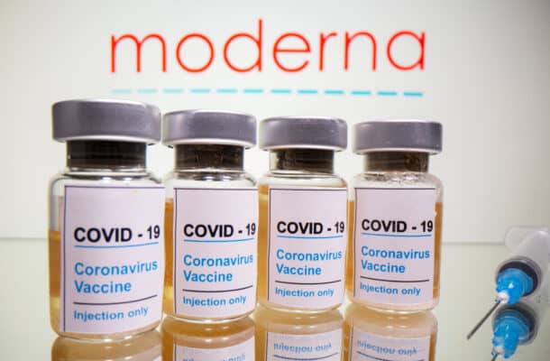 Detienen a trabajador de la salud por destruir más de 500 dosis de vacuna contra el COVID-19