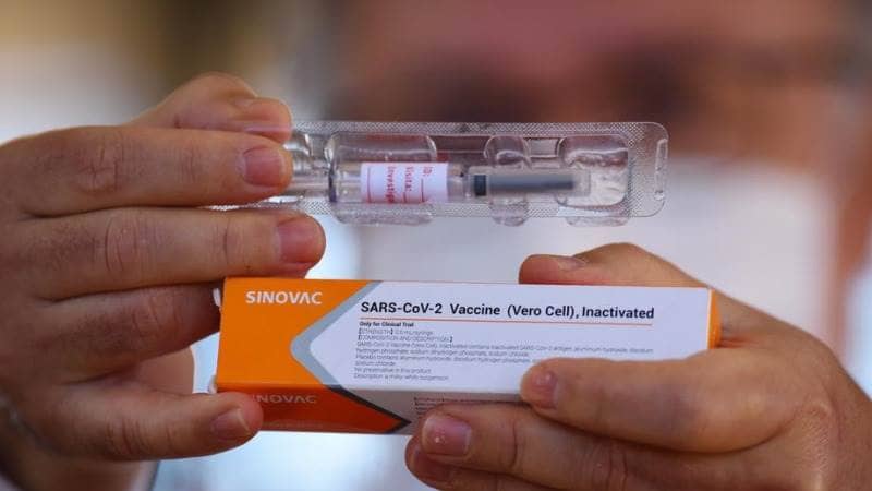 Director comunal de salud de Curicó aclaró dudas sobre la vacuna Sinovac