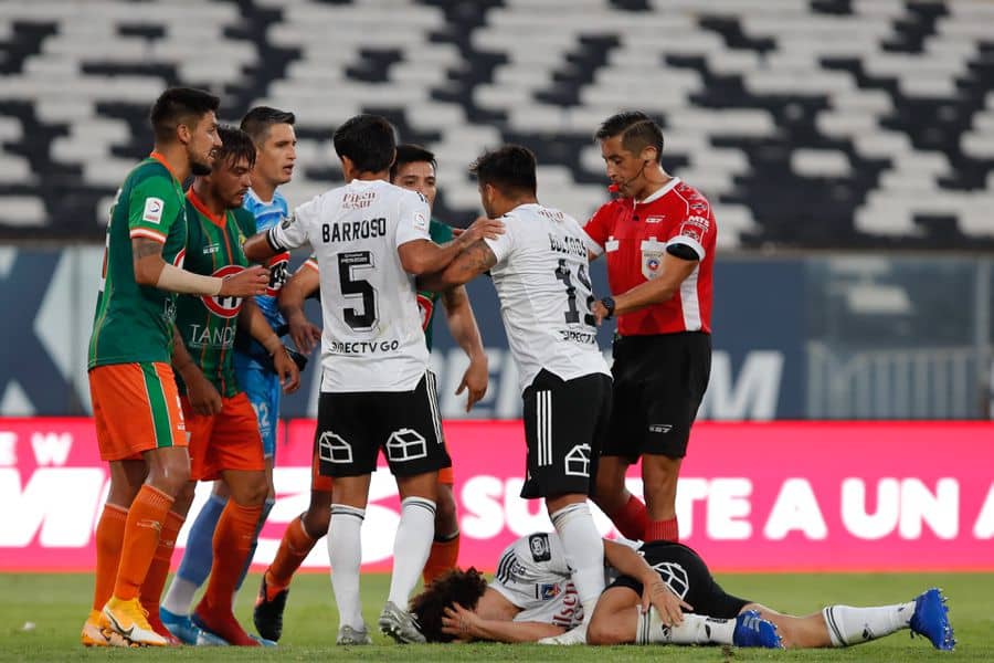 "Para nosotros es penal": audios revelan decisión del VAR que Francisco Gilabert no aprobó en el partido de Colo-Colo