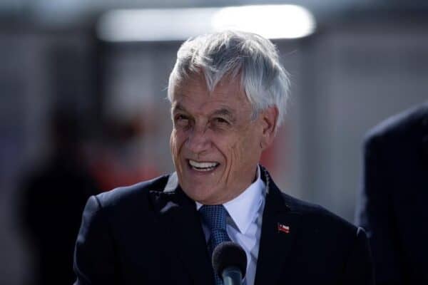 Gobierno de Sebastián Piñera espera vacunar a 3,1 millones de personas en la primera quincena de marzo
