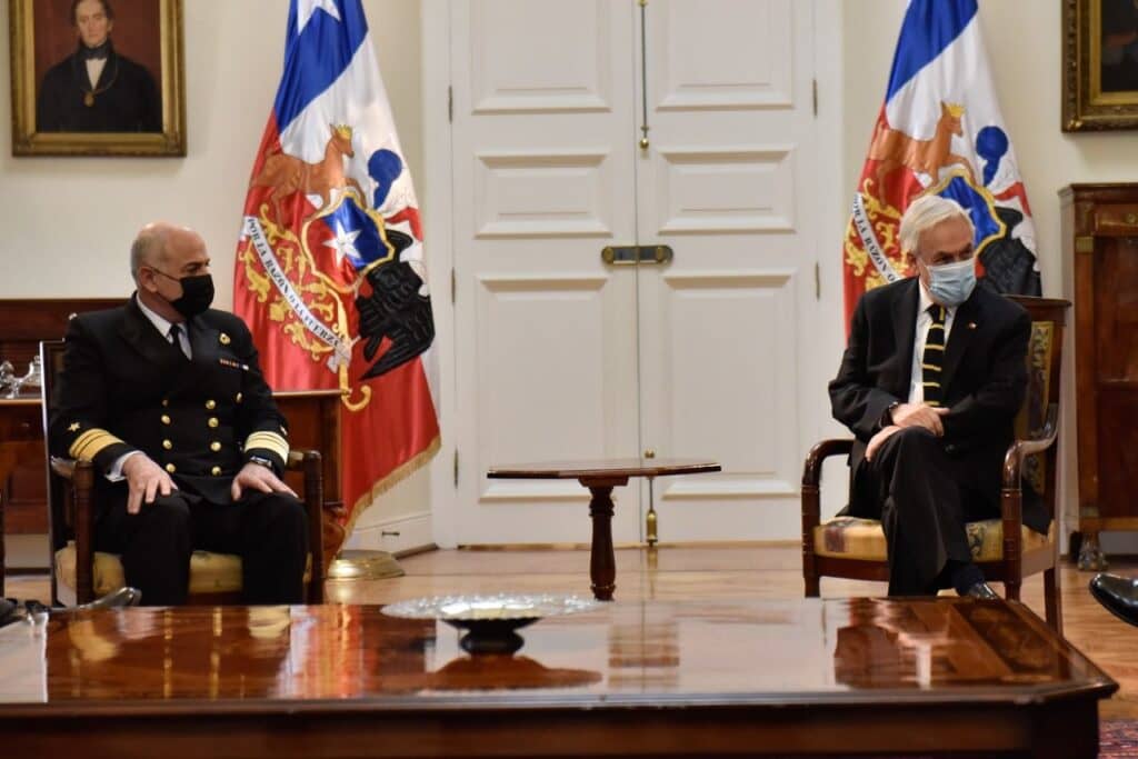 Presidente designó a Juan Andrés De La Maza como nuevo Comandante en Jefe de la Armada