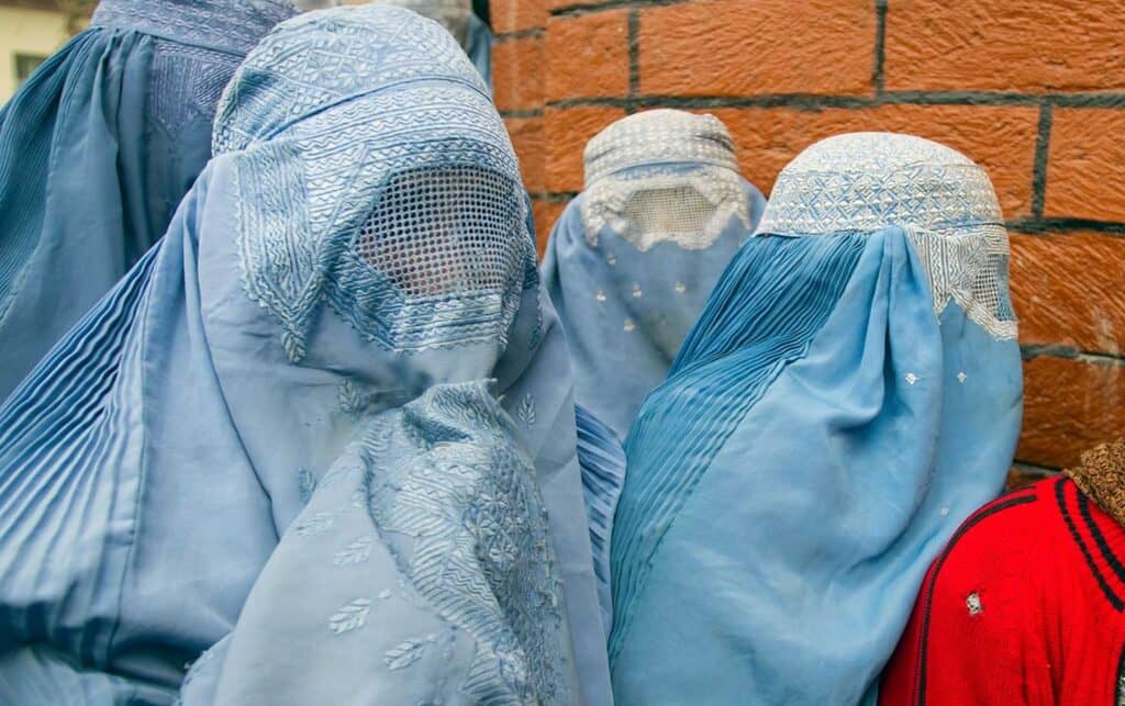 Ciudadano afgano que vive en Romeral pidió al Gobierno traer desde Kabul a su familia