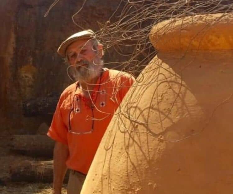 Este jueves falleció el reconocido escultor  "Kako" Calquín