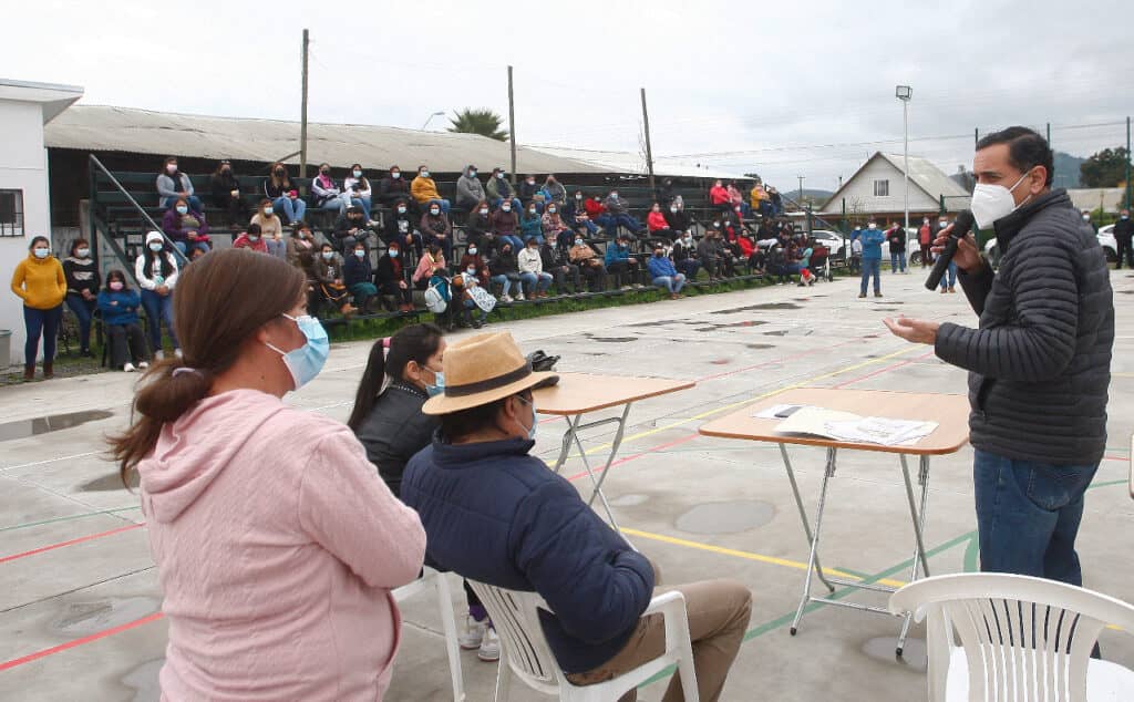 Grupo Habitacional “Los Cisnes” y Municipio de Curicó coordinan gestiones para acceder a la casa propia