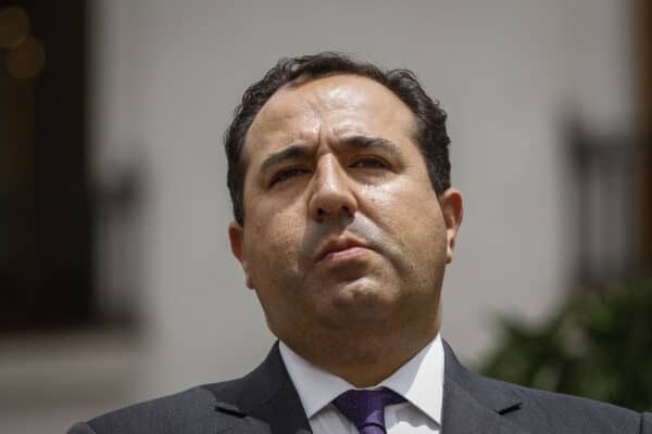 Gobierno responsabiliza a Boric y Provoste por hechos de violencia en aniversario del estallido social