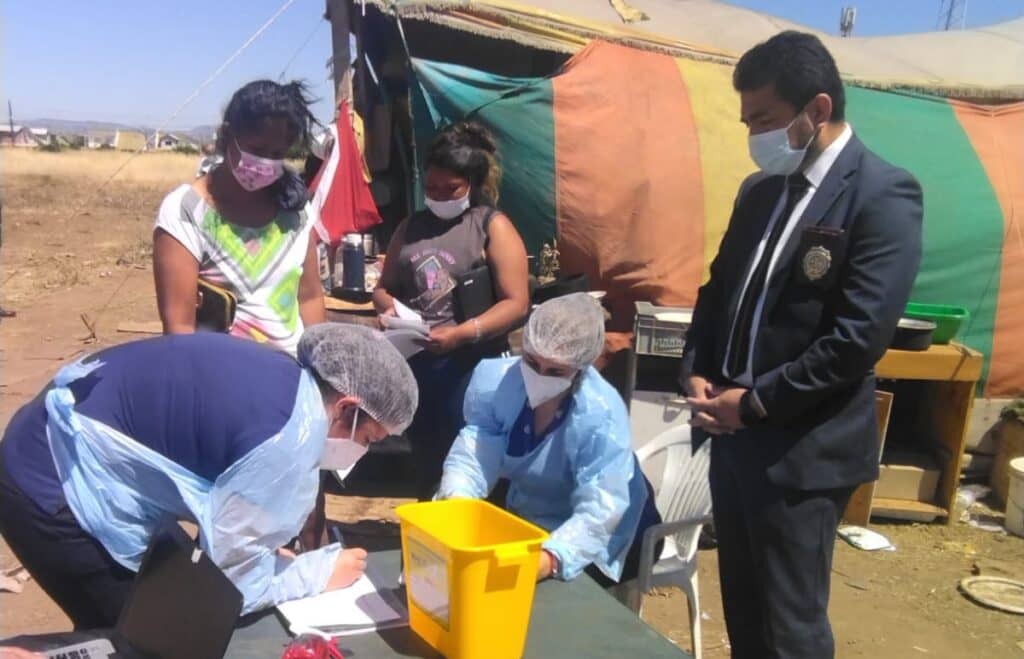 PDI de Curicó detectó diez menores en malas condiciones de salud y nutrición en campamento gitano