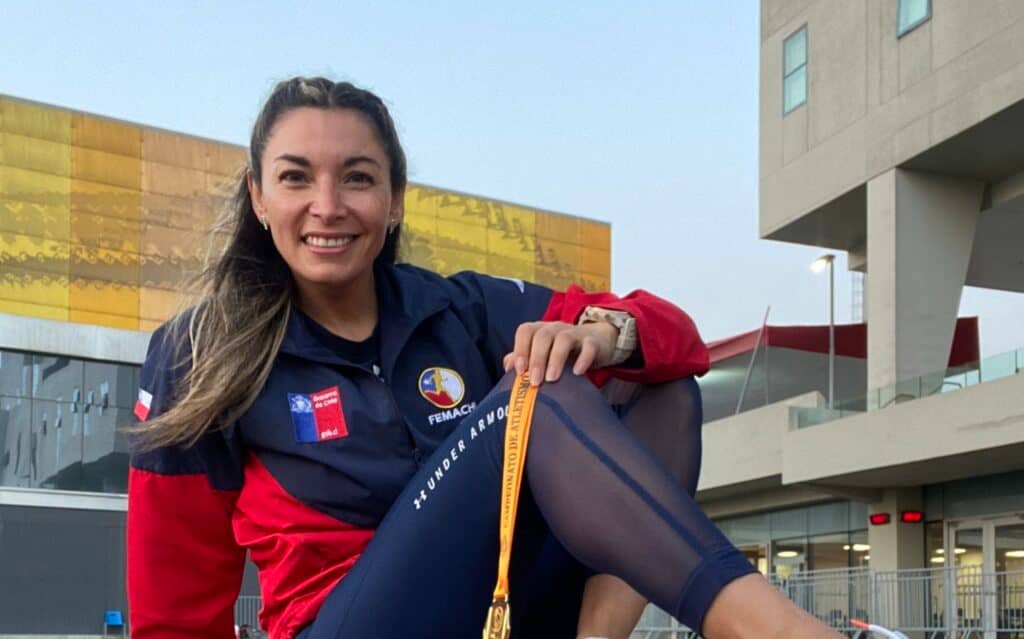 Evelyn Ortiz logra triple oro en Torneo Master Bicentenario de Lima