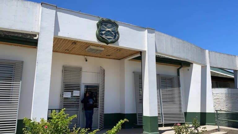 Lactante fue abandonada por su padre en Comisaría de Talca