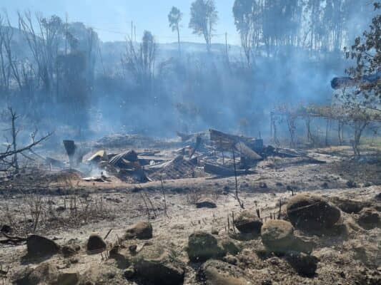 Incendio forestal destruyó bosque nativo y una casa en sector Los Maquis de Romeral