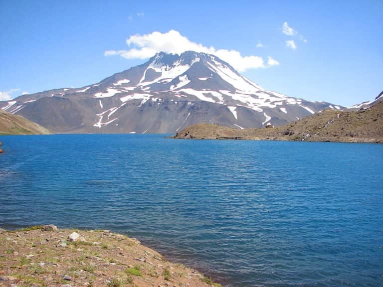 Mantienen Alerta Temprana Preventiva en cuatro comunas del Maule por inestabilidad del volcán Planchón Peteroa