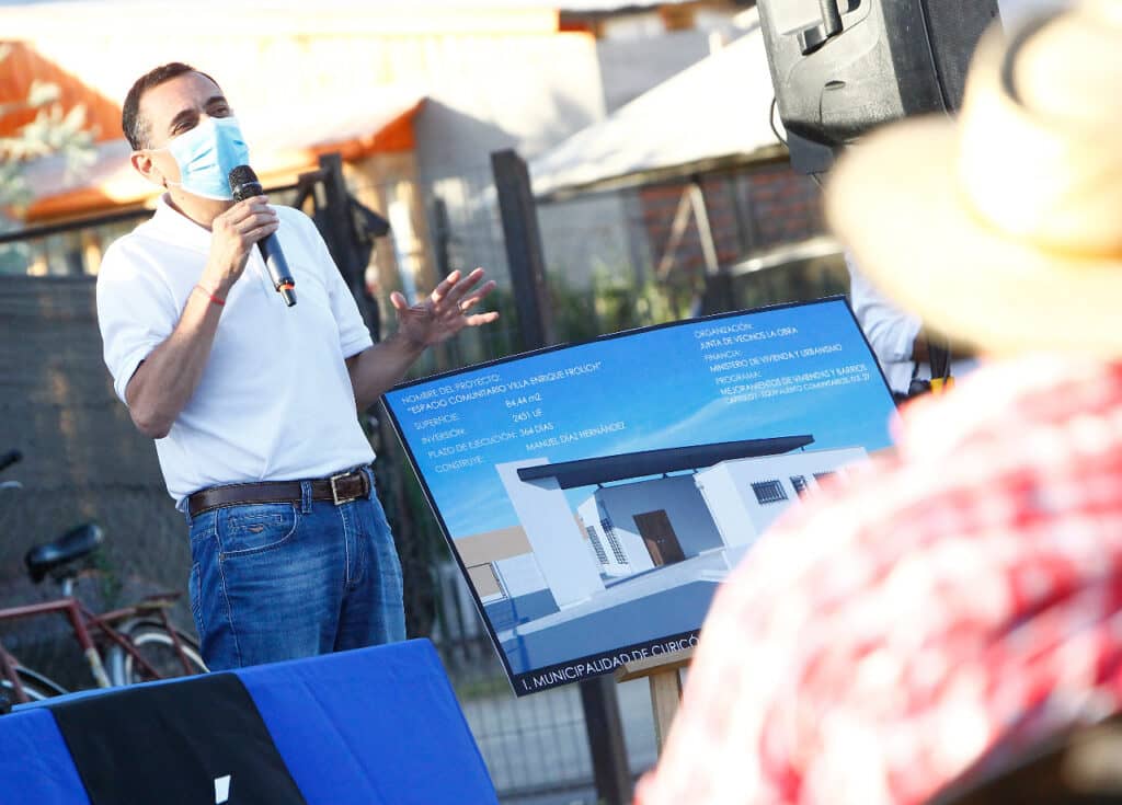 Municipio de Curicó anunció proyectos para sedes sociales en Villa Enrique Frohlich y Conavicoop II