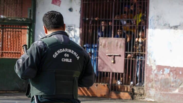 Ex carabineros Gary Valenzuela y Hardy Nicklas se pelearon a golpes en Cárcel de Cauquenes