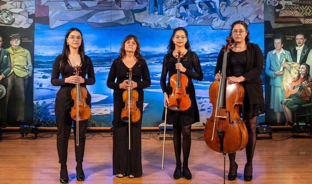 Mujeres de la Orquesta Clásica del Maule inician programa digital del Teatro Regional