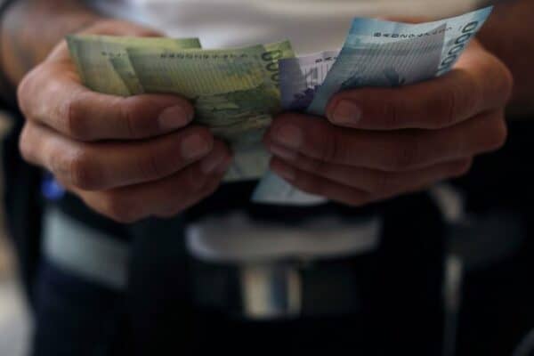 Cámara de Diputados aprobó posibilidad de analizar quinto retiro del 10% de fondos de pensiones