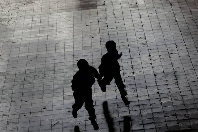 Cuatro menores detenidos tras riña en Colegio INITEC de Curicó