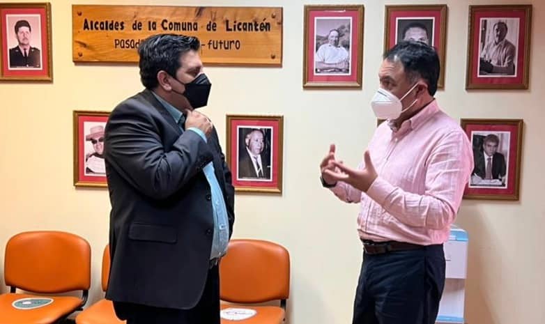 Delegado presidencial regional del Maule visitó municipio de Licantén y se reunió con el alcalde