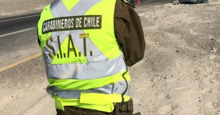 Conductor murió aplastado por su minibús en San Rafael