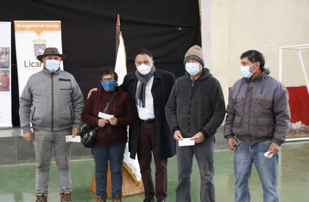 Indap entregó apoyos del programa “Siembra Por Chile” a agricultores de Hualañé, Vichuquén y Licantén