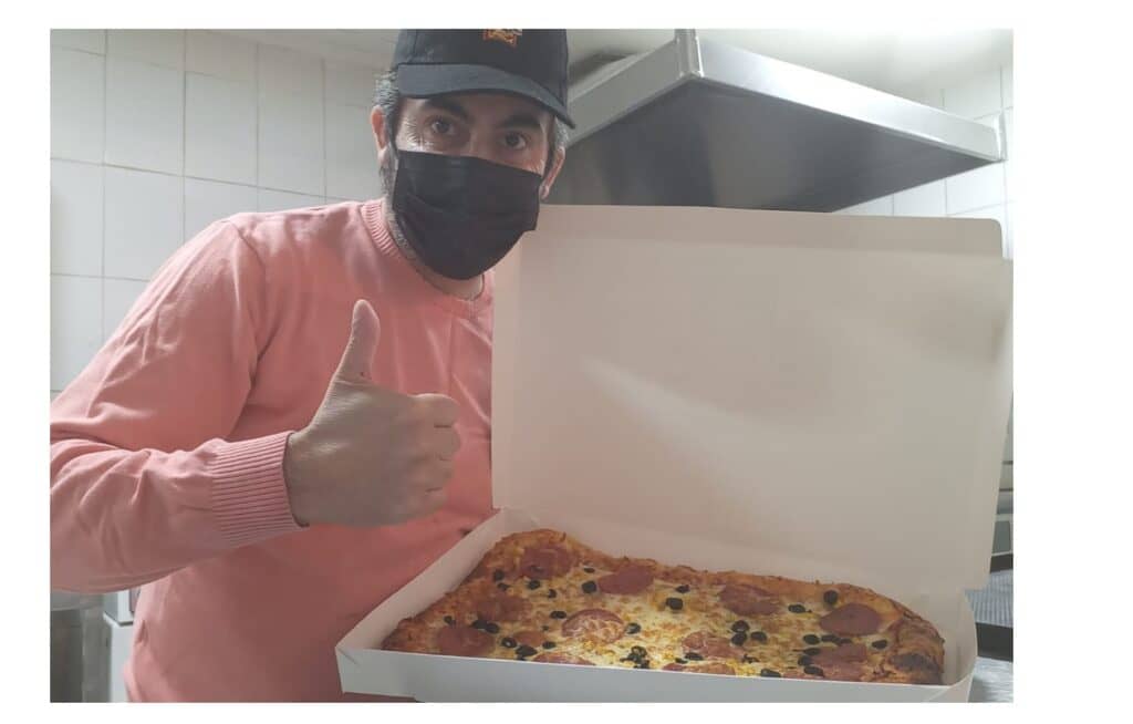 Curicano conquistó la IV versión de Impulso Chileno con sus pizzas XXL