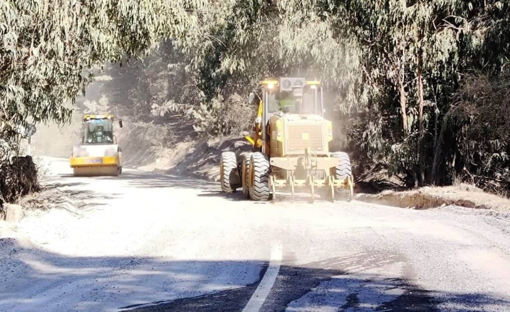 Empresa IKA paraliza faenas en caminos de la provincia de Curicó acusando incumplimientos del MOP