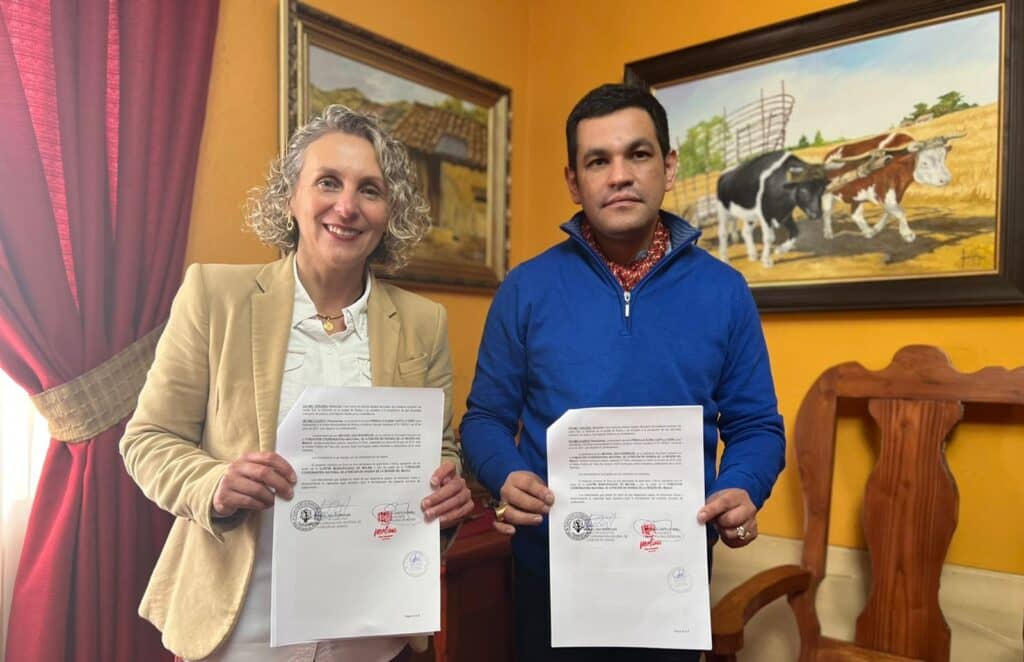 Municipalidad de Molina actualizó su convenio con Fundación Sida Maule