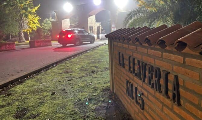 Familia sufre asalto a mano armada en condominio de sector Zapallar en Curicó