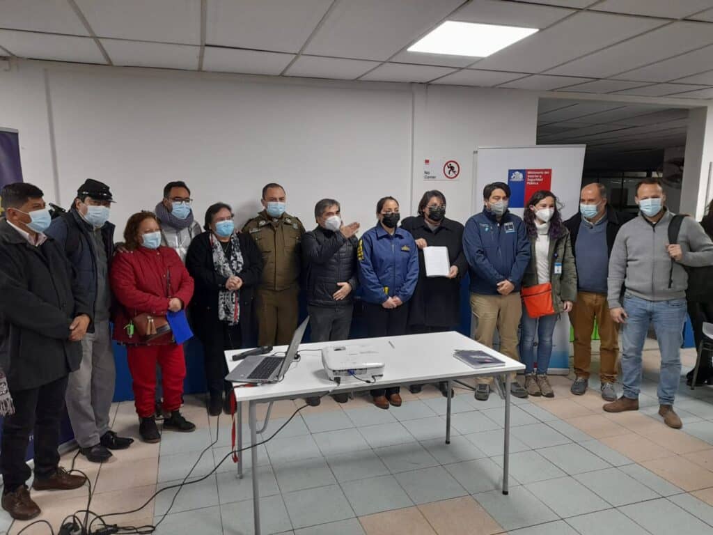 Juntas de Vecinos del nororiente de Curicó coordinan acción preventiva con las policías y el municipio