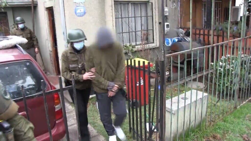 Detienen a joven acusado de violar a compañera de colegio de 14 años