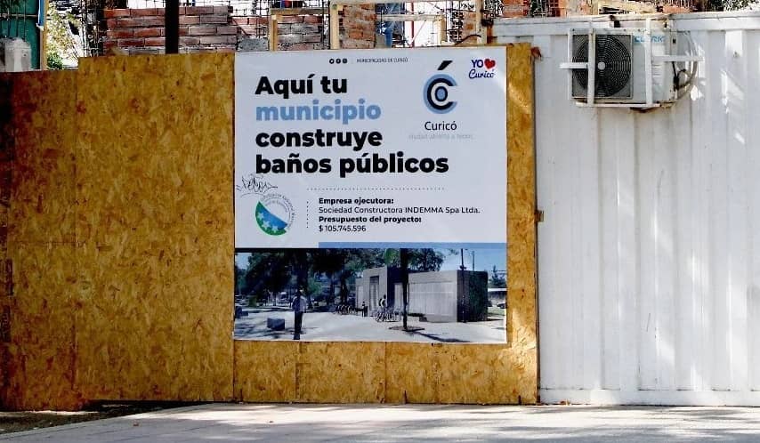 Municipio considera una “falta de respeto” abandono de empresa en construcción de baños públicos