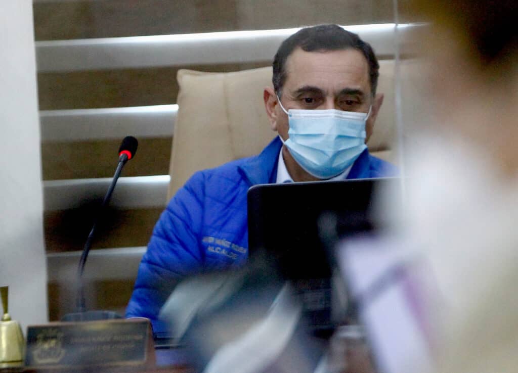 Concejo Municipal de Curicó suspende entrega de permisos de construcción cerca de Humedal Las Vertientes