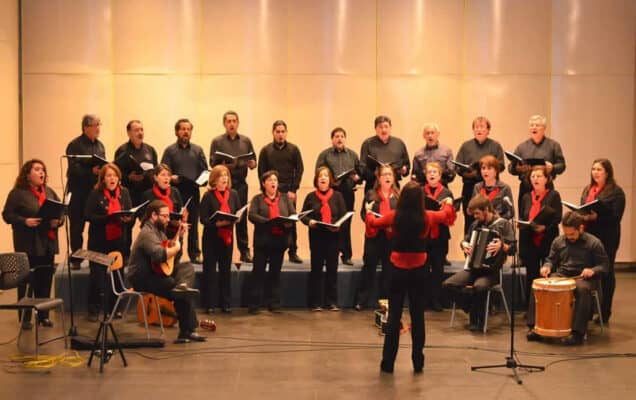 Tras 20 años vuelve el festival interregional de coros de profesores de Chile
