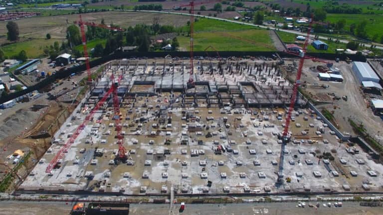 Gobernadora regional se pone a disposición para financiar obras de mitigación del Hospital de Linares