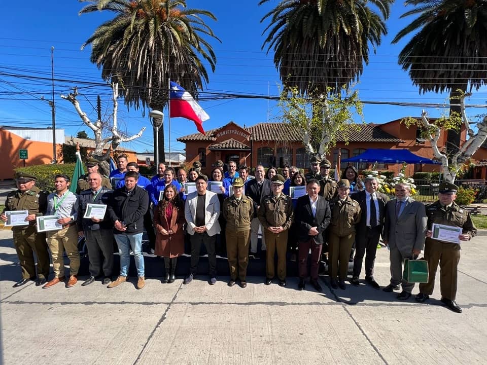 100 funcionarios municipales fueron certificados para iniciar labores en patrullas mixtas