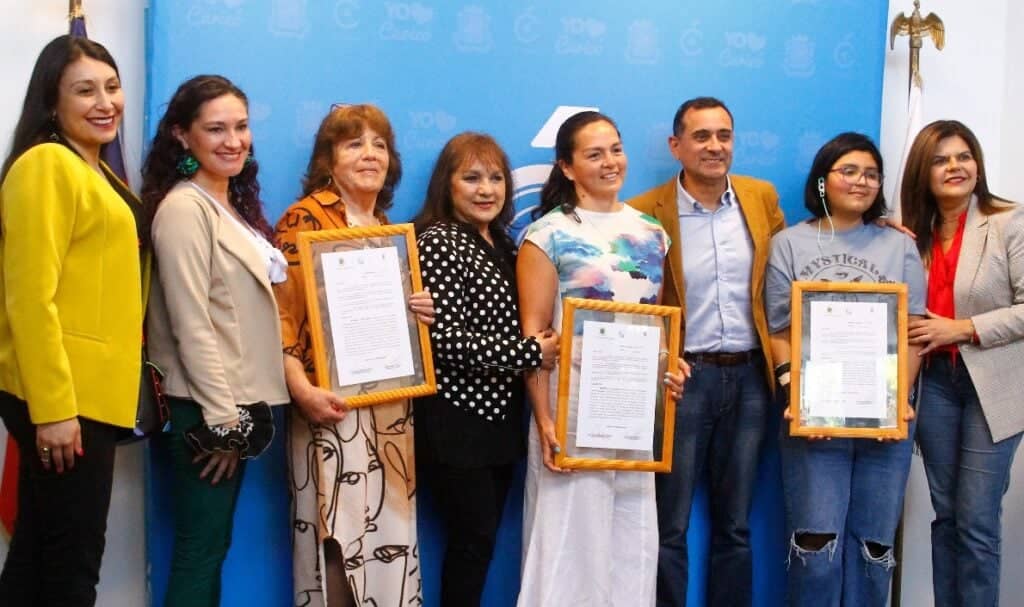Oficina de la Mujer de Curicó premió a ganadoras del concurso “Curicanas, Valor e Inspiración”