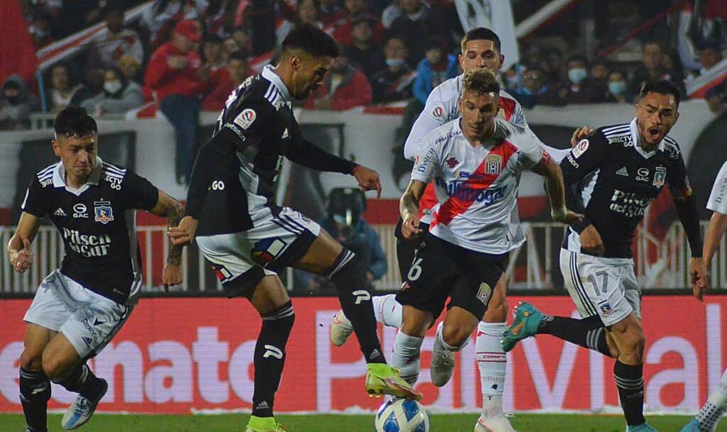 Hoy viernes Colo Colo definirá presencia de hinchas albirrojos en el Monumental