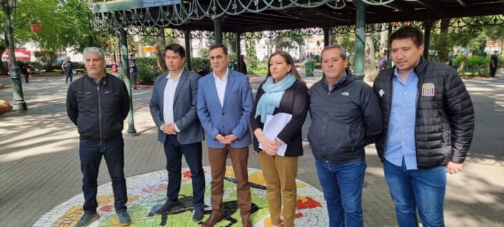 Gobierno y Curicó Unido anuncian querellas por agresión sufrida por Bayron Oyarzo