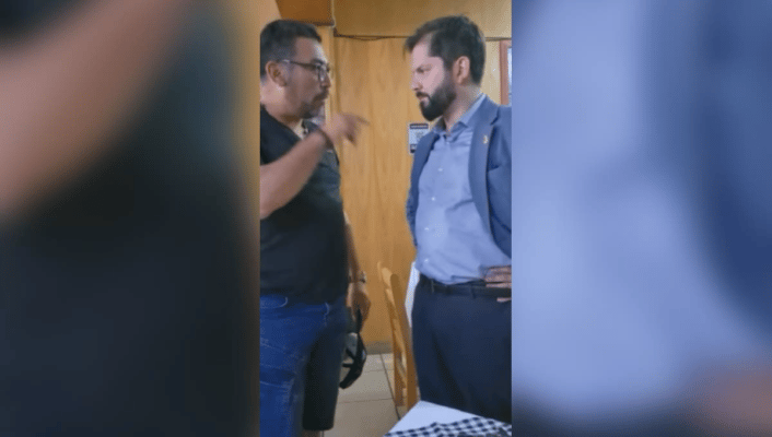 Hombre increpa al Presidente Boric en restaurante de Calama