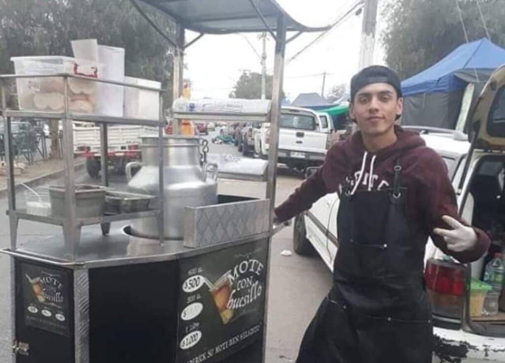 Conocido vendedor de mote con huesillo muere baleado en la plaza de Pudahuel